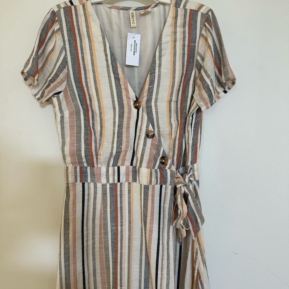 NWT Tilly’s Wrap Around Dress by Sky and Sparrow